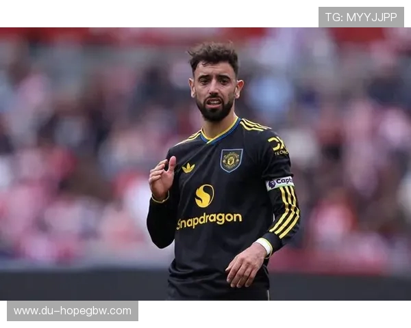 布鲁诺·费尔南德斯引领曼联中场革新 打造全能战术核心 布鲁诺·费尔南德斯引领曼联中场革新 打造全能战术核心