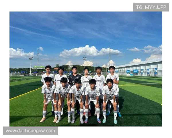 下哈特市与北惠灵顿的激烈对决展现足球魅力与团队精神 下哈特市与北惠灵顿的激烈对决展现足球魅力与团队精神